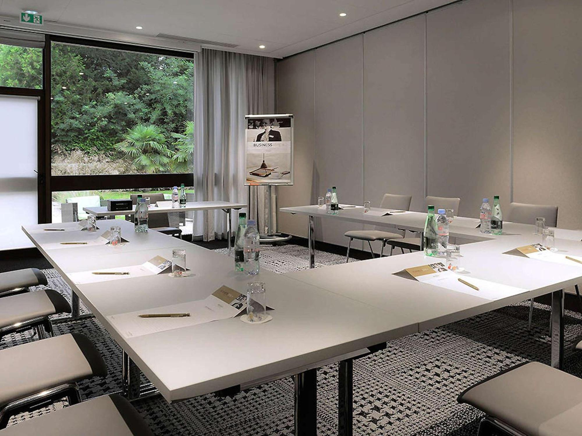 Hotel Ibis Port De Plaisance 3*