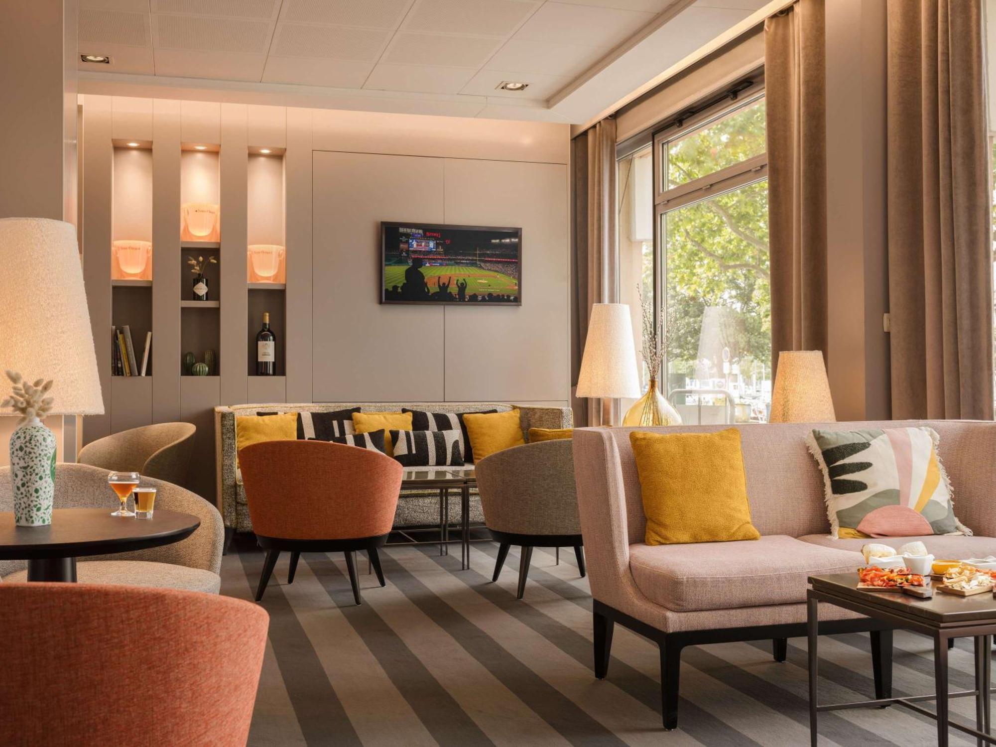 Hotel Ibis Port De Plaisance